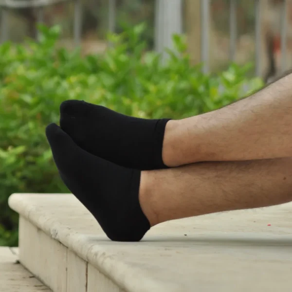 Plain Black Ankle Socks